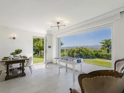 Küche und Essbereich