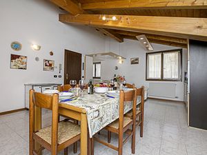 23706559-Appartement-6-Tenno-300x225-2