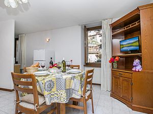 23706575-Appartement-4-Tenno-300x225-4