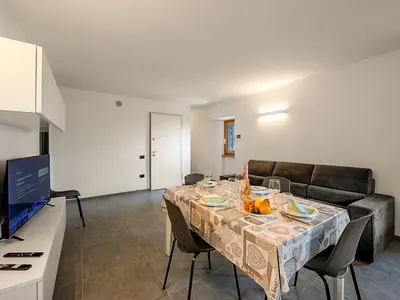 Tisch für 5 Personen