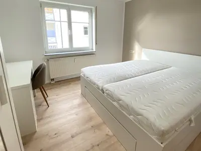 Schlafzimmer 2