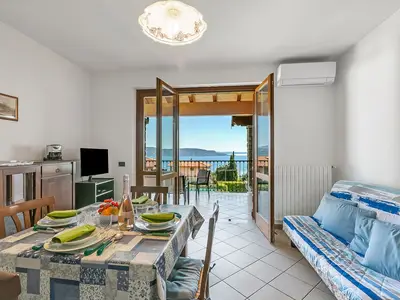 Wohn- und Esszimmer