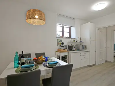 Küche und Essbereich