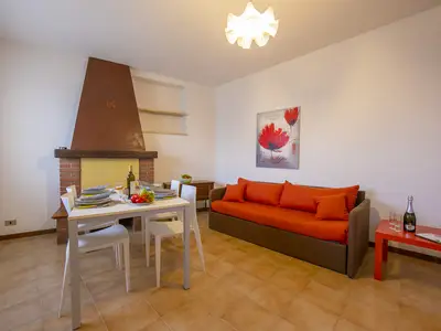Das Wohnzimmer mit Schlafsofa