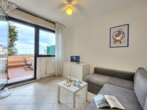 23706903-Appartement-6-Varazze-300x225-3