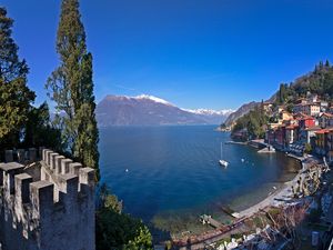 24039129-Appartement-2-Varenna-300x225-1