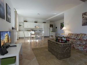 24039132-Appartement-4-Varenna-300x225-2