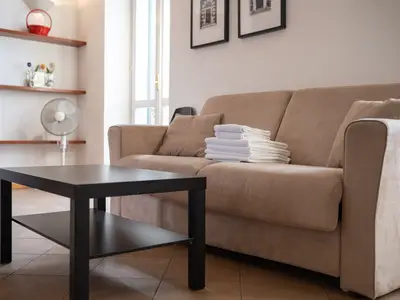 Schlafsofa (Schlafbereich für Studio)