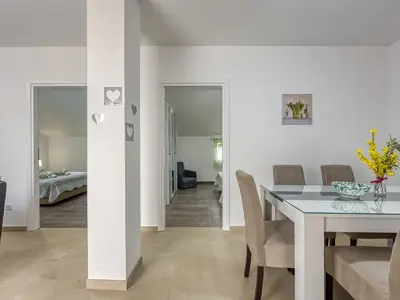 Wohn- und Esszimmer