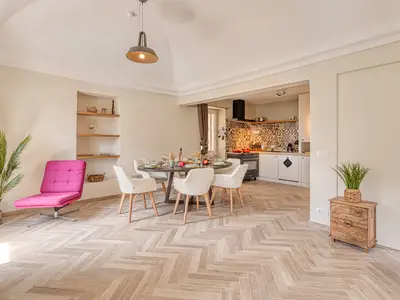 Küche und Essbereich