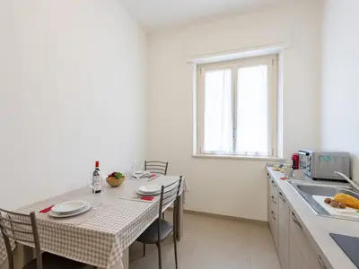 Küche und Essbereich