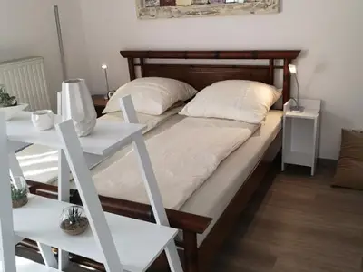 1-4-04-Schlafzimmer