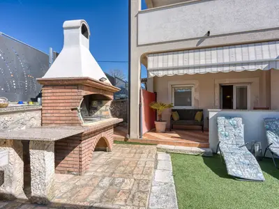 Gemeinschaftsbereich (Flure, Halle)