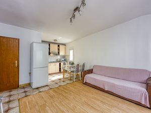 23706983-Appartement-5-Vir-300x225-3