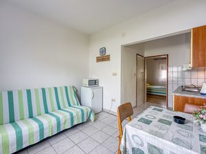 23706984-Appartement-4-Vir-300x225-1