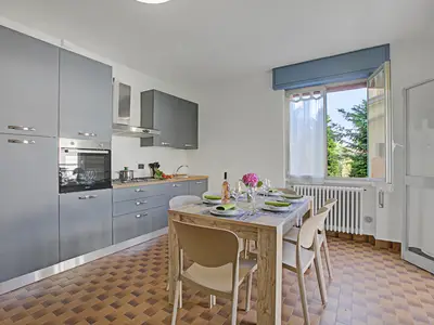 Küche und Essbereich