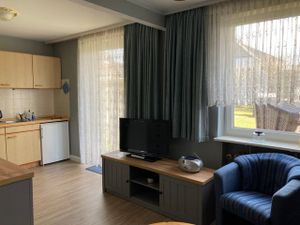 23647130-Appartement-2-Wenningstedt-300x225-5