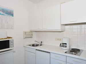 18716886-Appartement-2-Wenningstedt-300x225-5