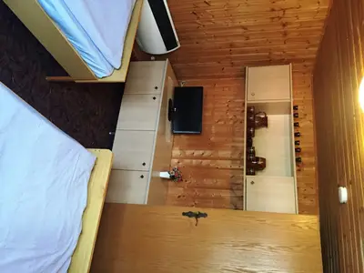 Schlafzimmer 2 mit TV