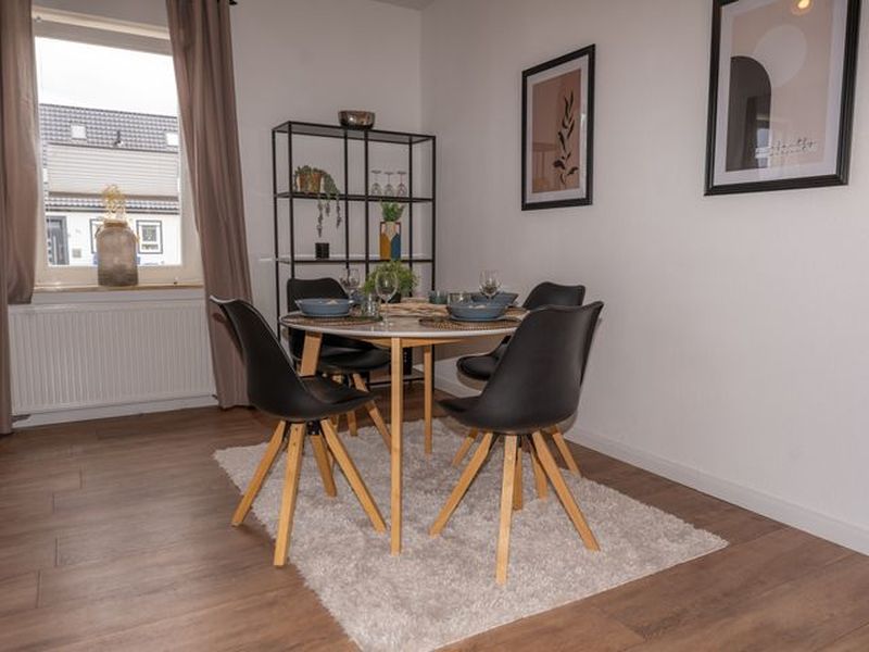 23832789-Appartement-5-Wilhelmshaven-800x600-2