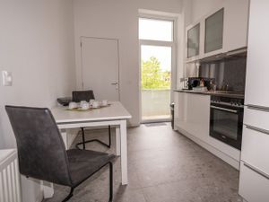 24019750-Appartement-6-Wilhelmshaven-300x225-5