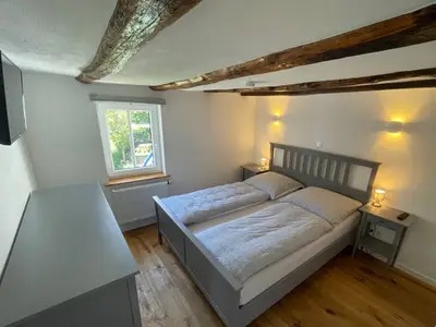 Oarwe Schlafzimmer mit Doppelbett