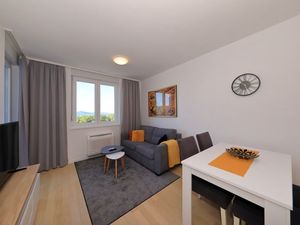 23391217-Appartement-4-Zadar-300x225-5