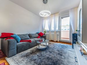 23876305-Appartement-4-Zagreb-300x225-1