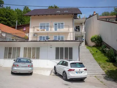 Gebäude