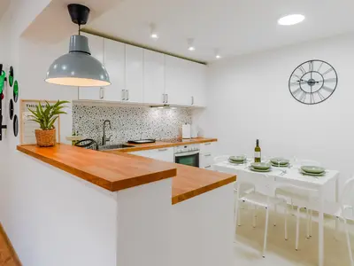 Küche und Essbereich