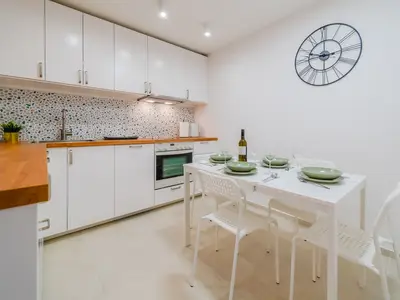 Küche und Essbereich