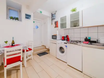 Küche und Essbereich