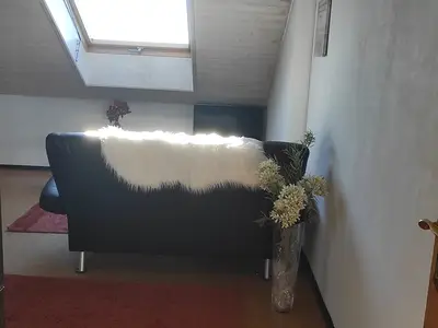 Photo, INSIDE, OUTSIDE