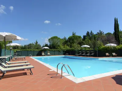 PoolOfHouse