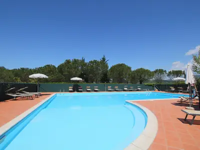 PoolOfHouse