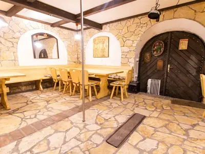 DiningRoom