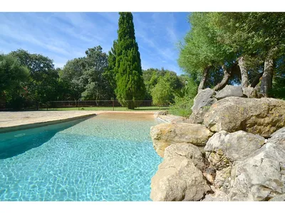 PoolOfHouse