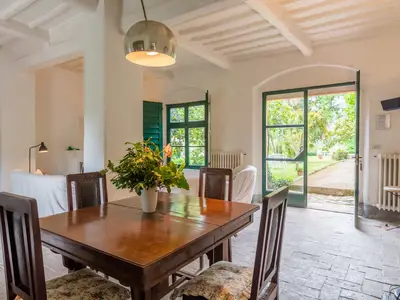 DiningRoom