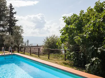PoolOfHouse