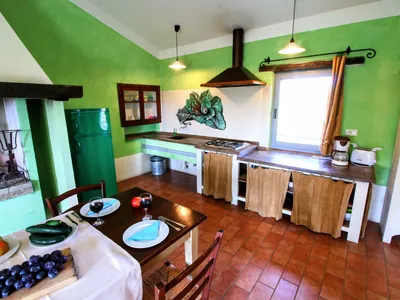 DiningRoom