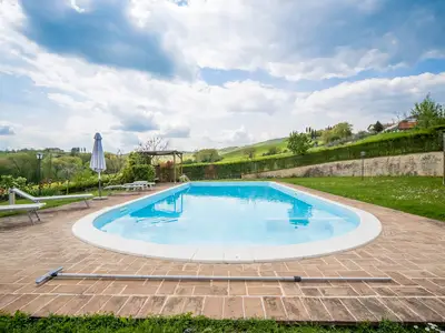 PoolOfHouse