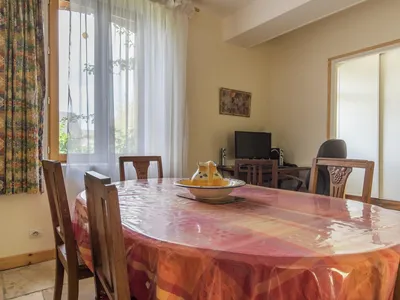 DiningRoom