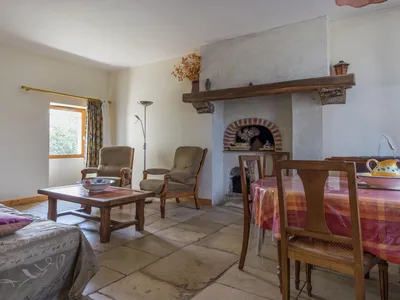 DiningRoom