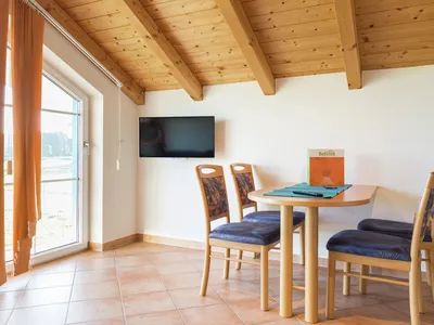 DiningRoom