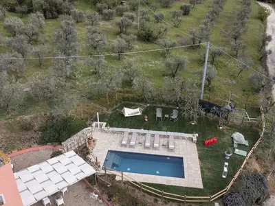 PoolOfHouse