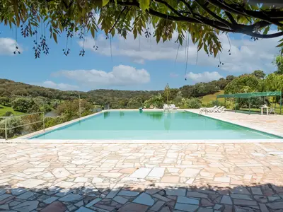 PoolOfHouse
