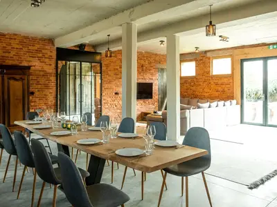 DiningRoom