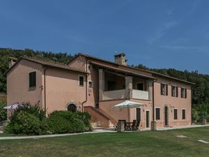 19349931-Bauernhof-5-Narni-300x225-2