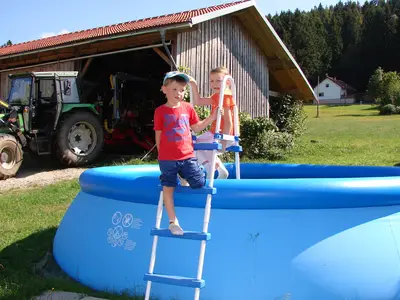 PoolOfHouse