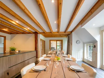 DiningRoom
